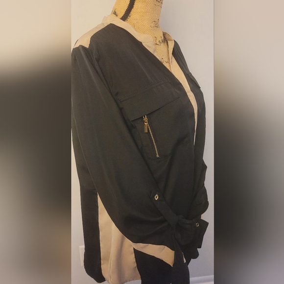 Blouse - Picture 3 of 8